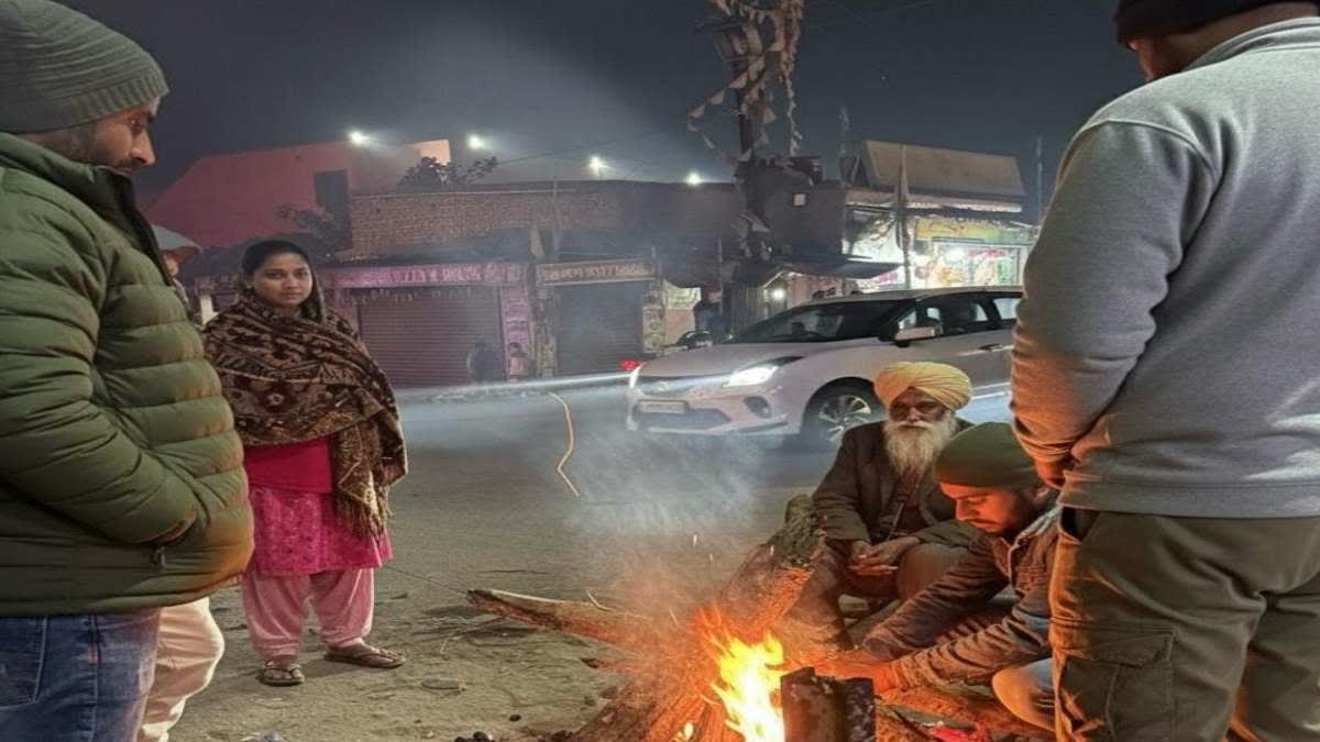 झारखंड में ठंड ने दी दस्तक, रांची में न्यूनतम तापमान 6 डिग्री तक गिरा, सर्दी के मामले में गुमला दूसरे स्थान पर