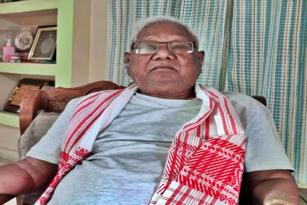 पुलिस अधिकारी बनकर पद्मभूषण कड़िया मुंडा से रंगदारी की मांग, साइबर थाने में मामला दर्ज